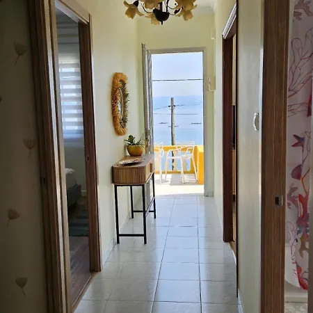 Casa Con Vistas En Сasa de vacaciones Bueu